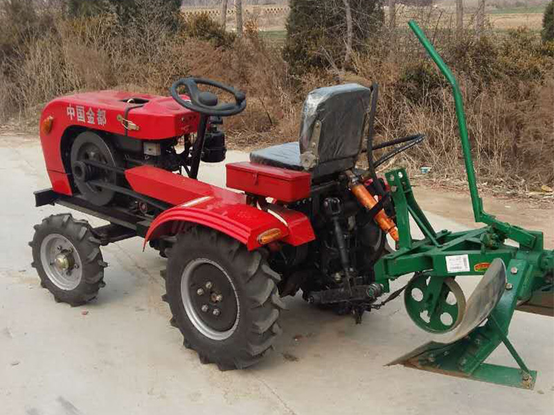拖拉機牽引機倒車有什么技巧嗎？